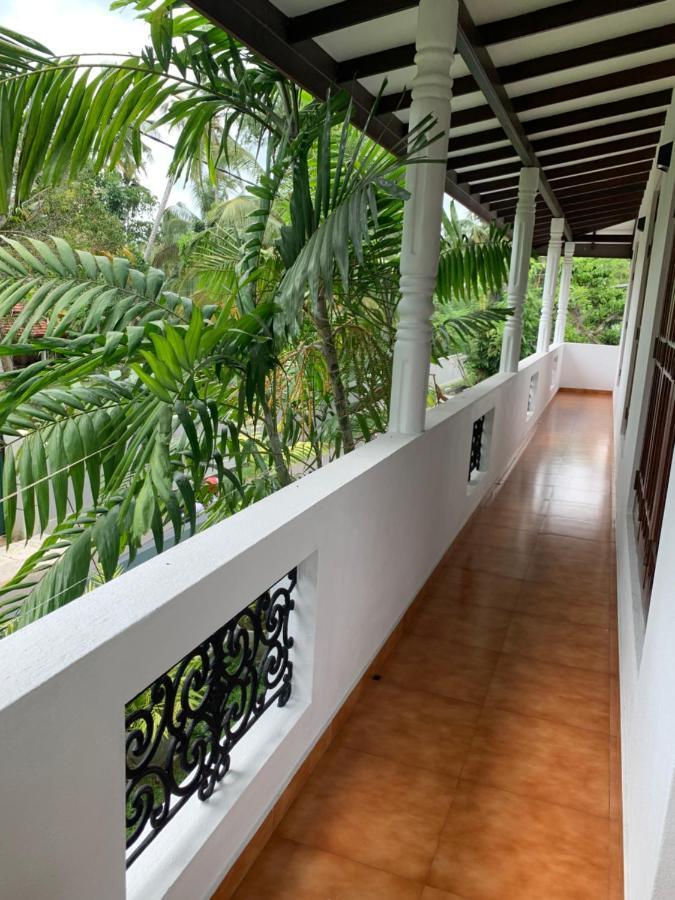Tranquil Private Villa Near Bentota Beach Bagian luar foto